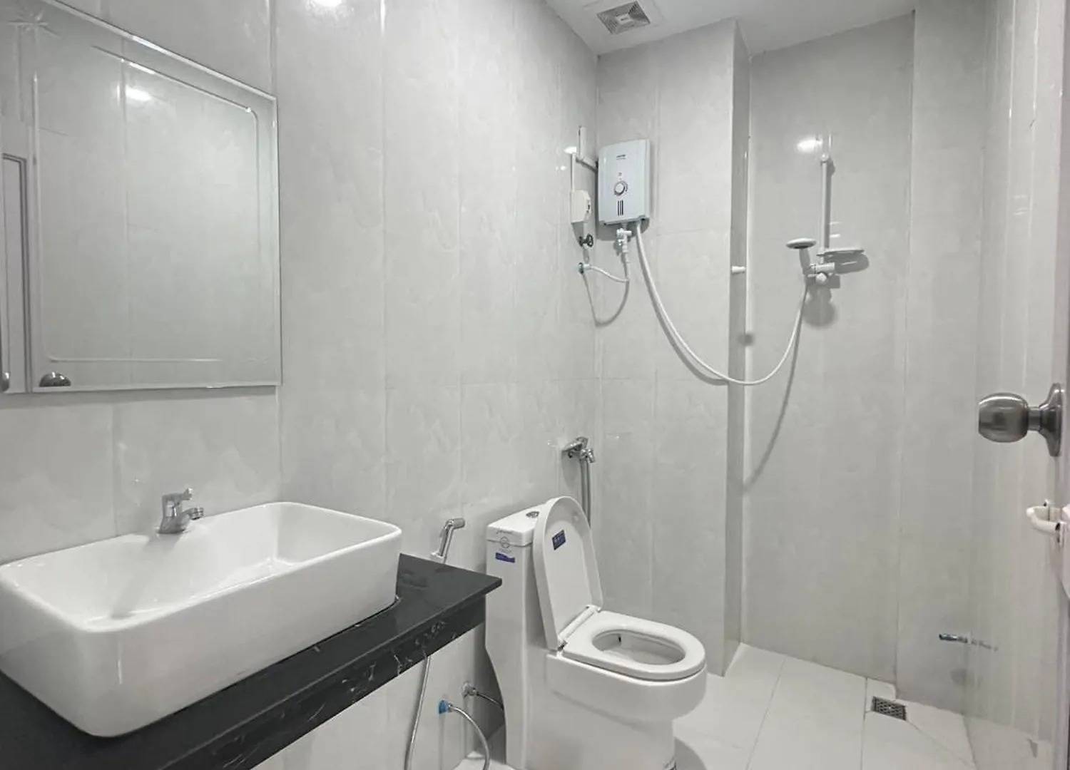 Rosi Guesthouse & Coffee Σίχανουκβιλ Καμπότζη